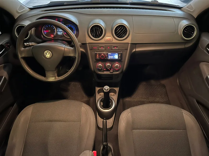 Volkswagen Gol Cinza