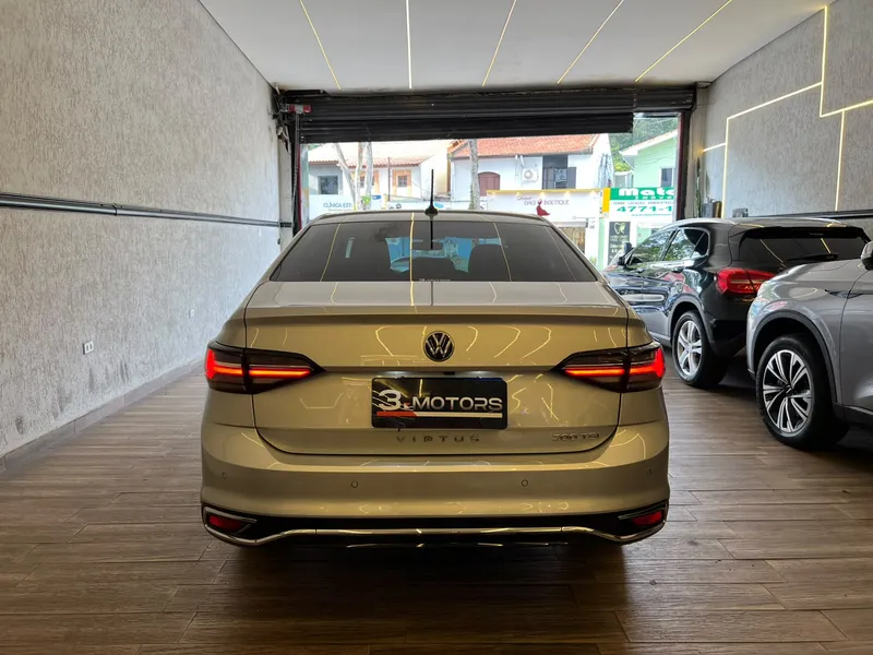 Volkswagen Virtus Prata
