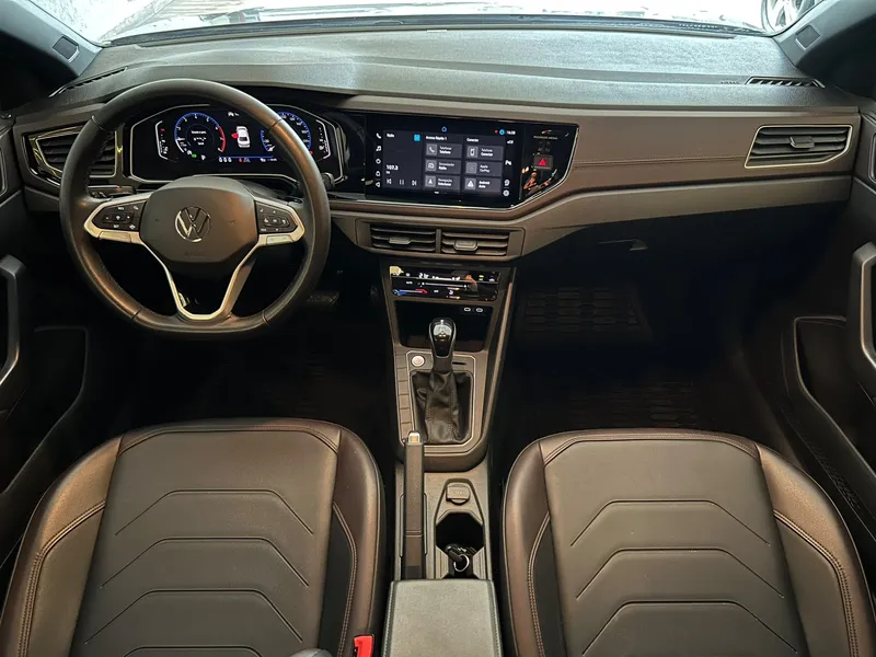Volkswagen Virtus Prata