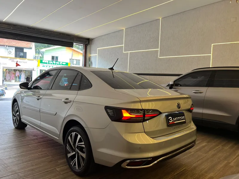 Volkswagen Virtus Prata