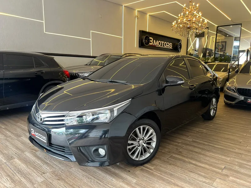 Toyota Corolla Preto