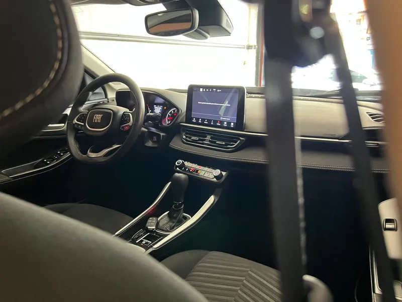 Fiat FASTBACK Branco