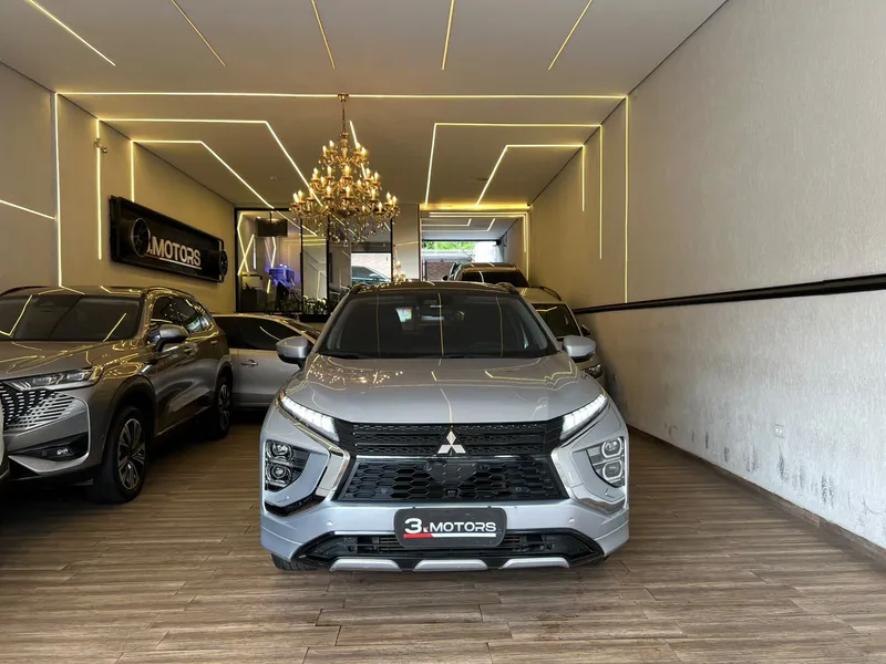 Mitsubishi Eclipse Cross Prata
