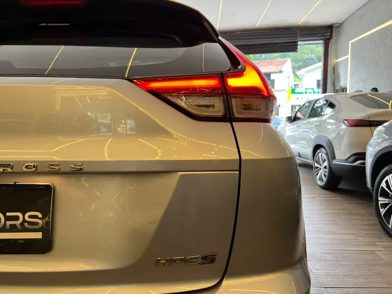Mitsubishi Eclipse Cross Prata