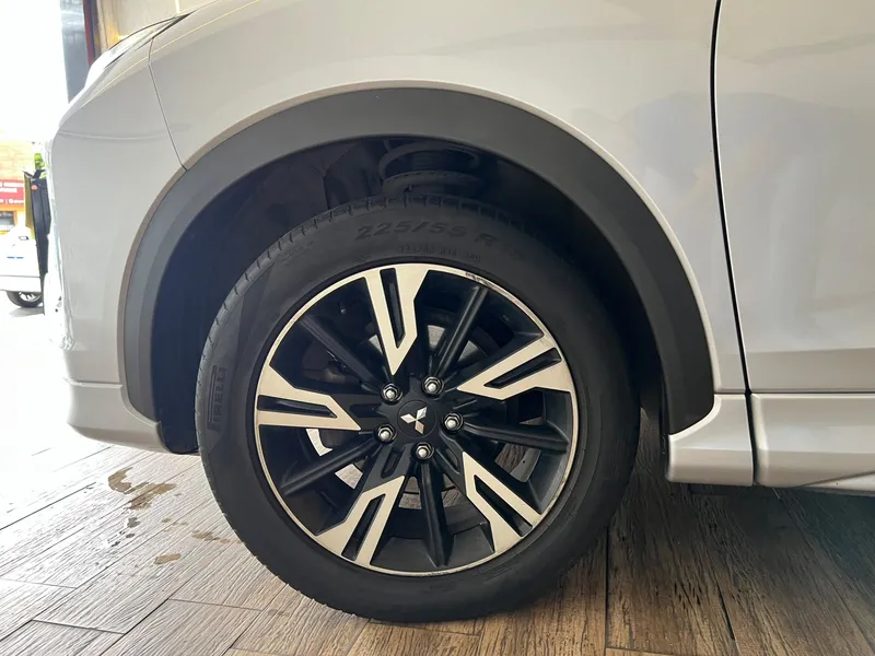 Mitsubishi Eclipse Cross Prata