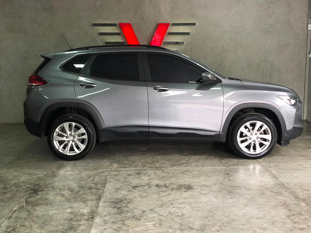 Chevrolet Tracker Cinza