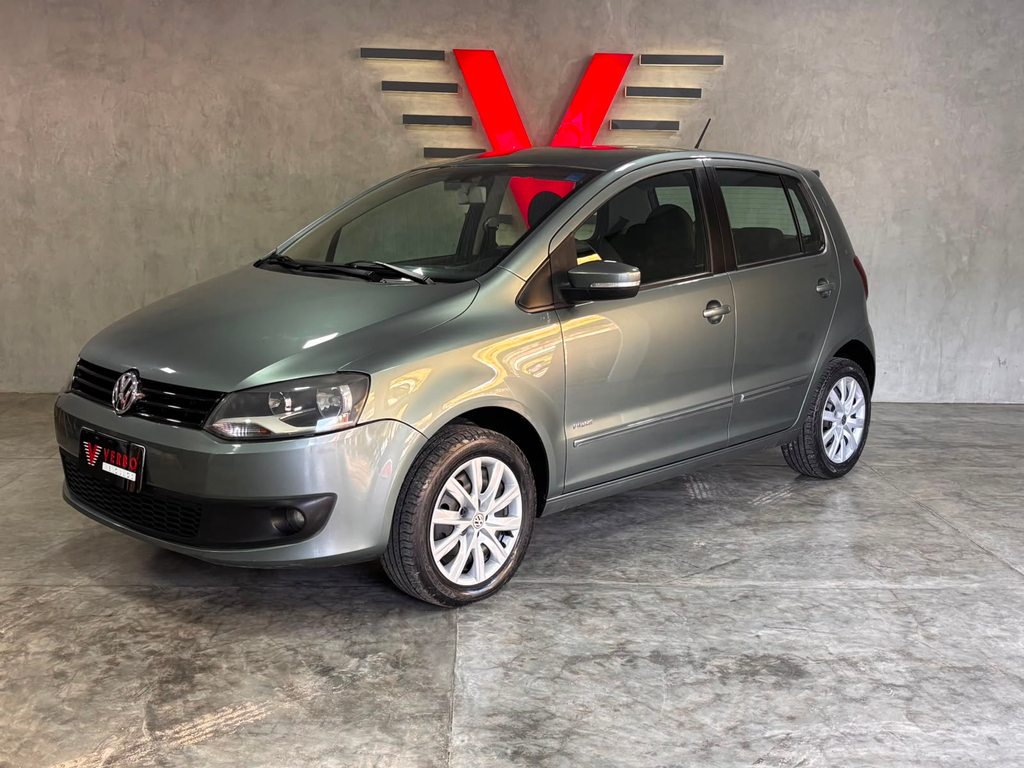 Volkswagen Fox Cinza