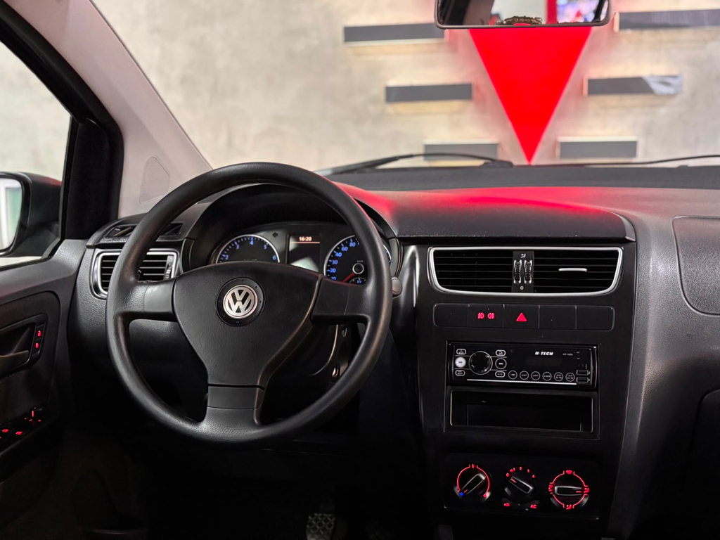 Volkswagen Fox Cinza