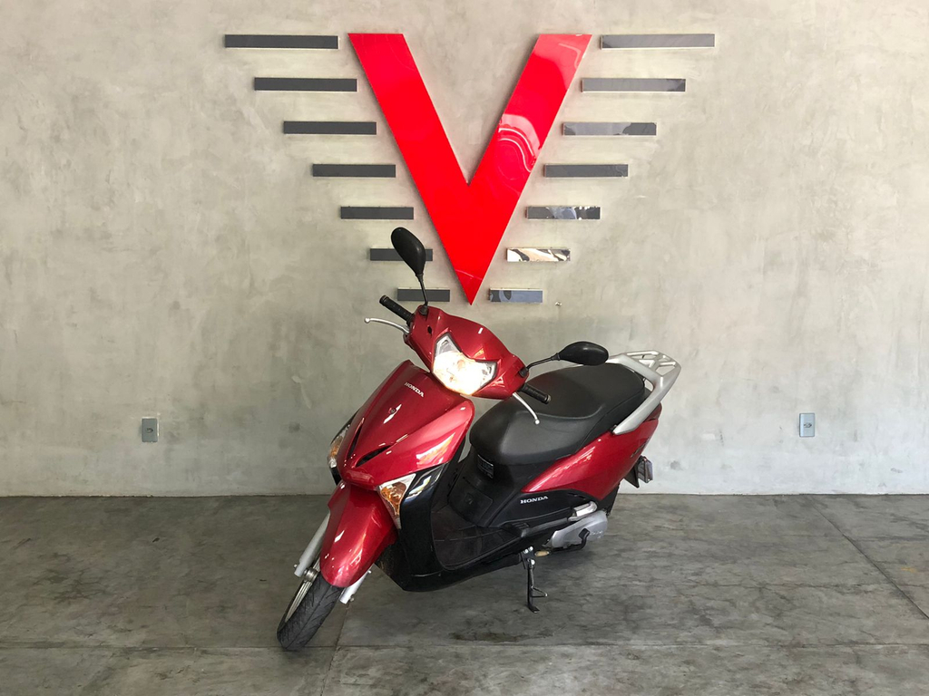 Honda LEAD Vermelho