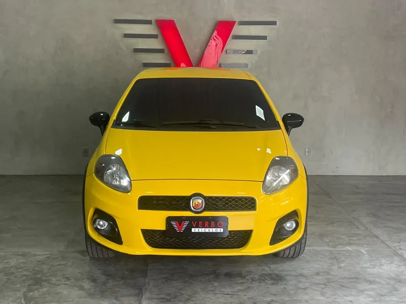 Fiat Punto Amarelo