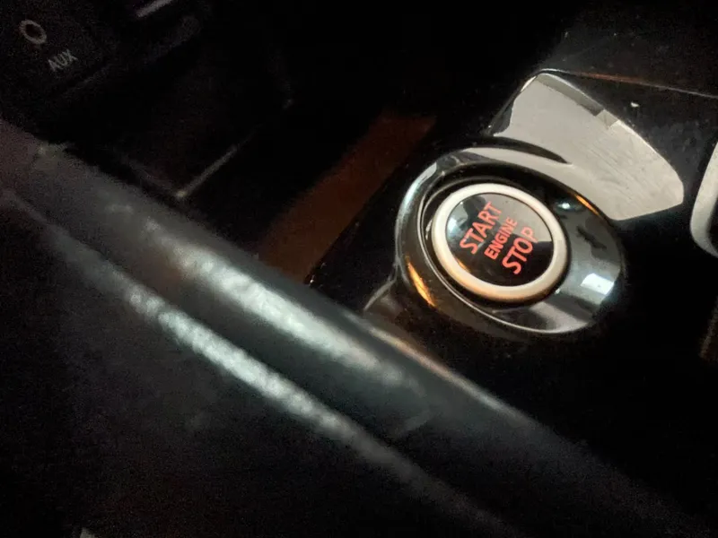 Nissan Kicks Cinza