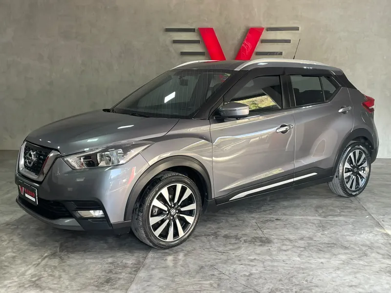 Nissan Kicks Cinza