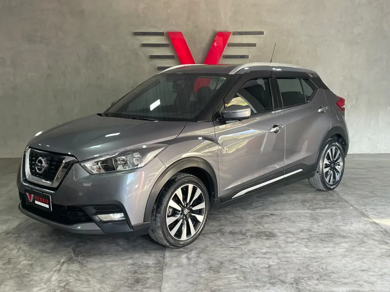Nissan Kicks Cinza