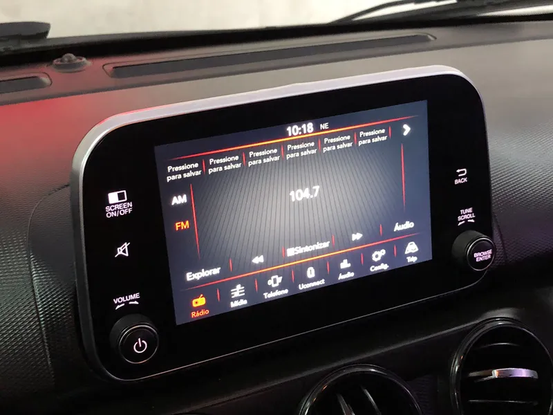 Fiat Cronos Cinza
