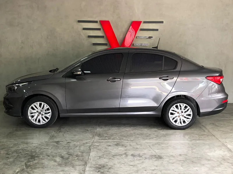 Fiat Cronos Cinza