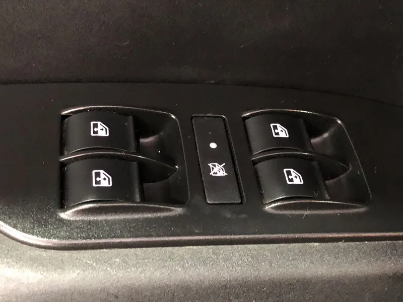 Fiat Cronos Cinza