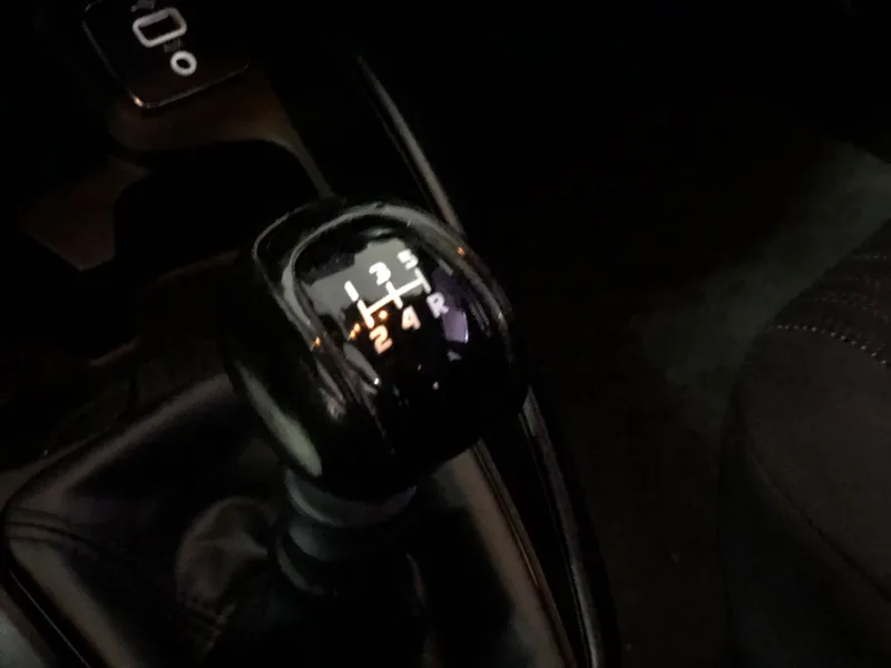 Fiat Cronos Cinza