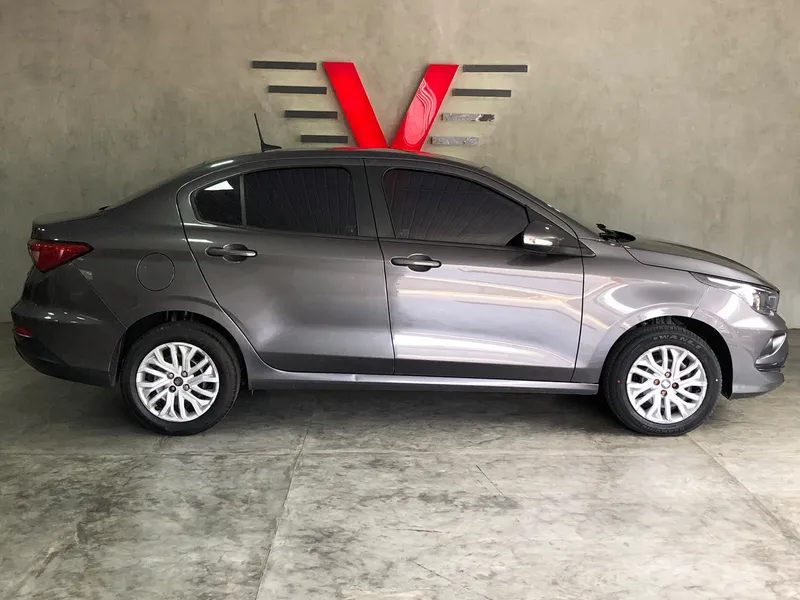 Fiat Cronos Cinza