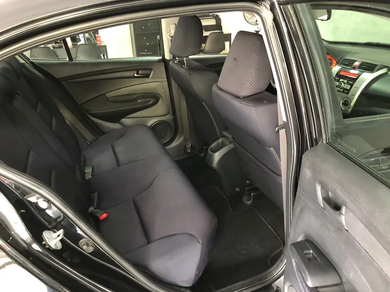 Honda City Preto