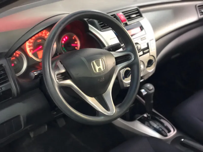 Honda City Preto