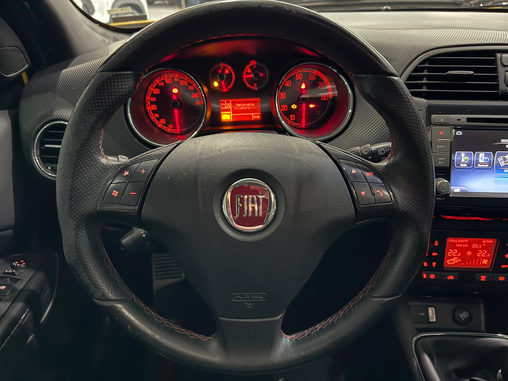 Fiat Bravo Amarelo