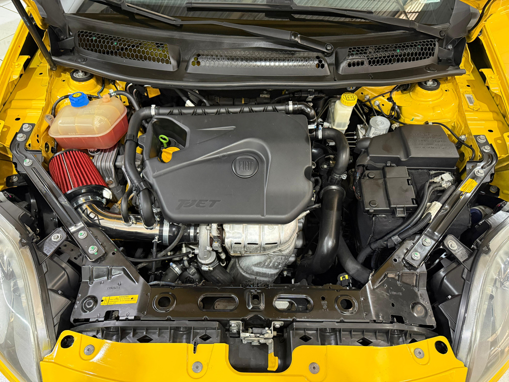 Fiat Bravo Amarelo
