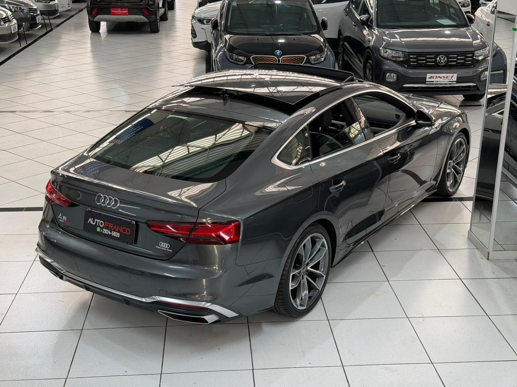 Audi A5 Cinza