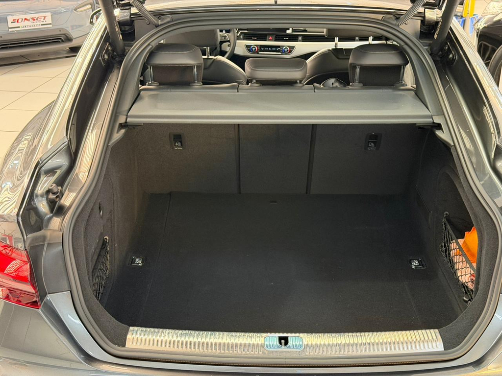 Audi A5 Cinza