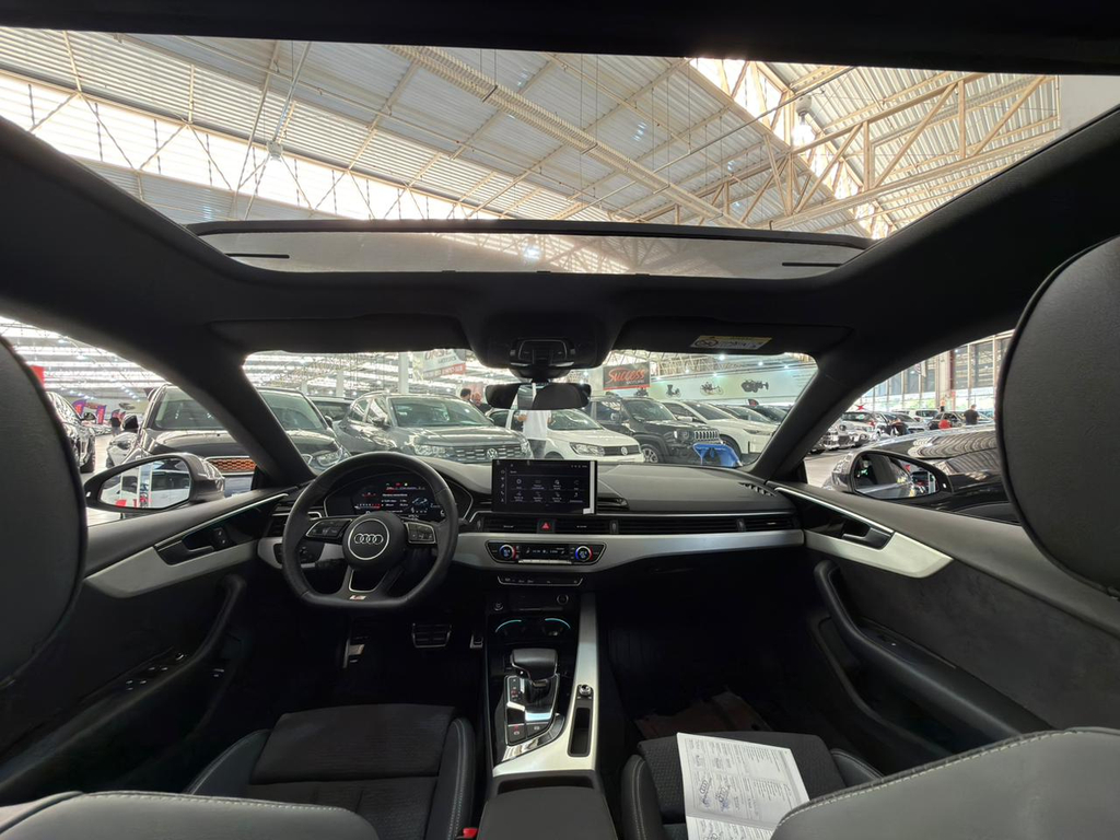 Audi A5 Cinza