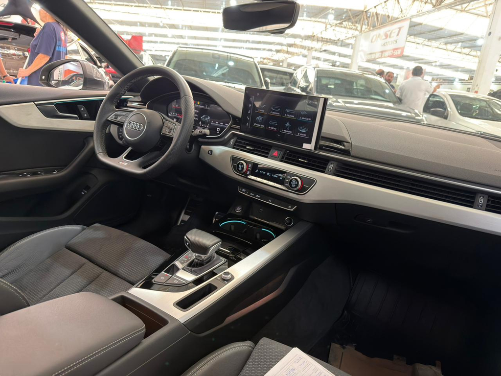 Audi A5 Cinza
