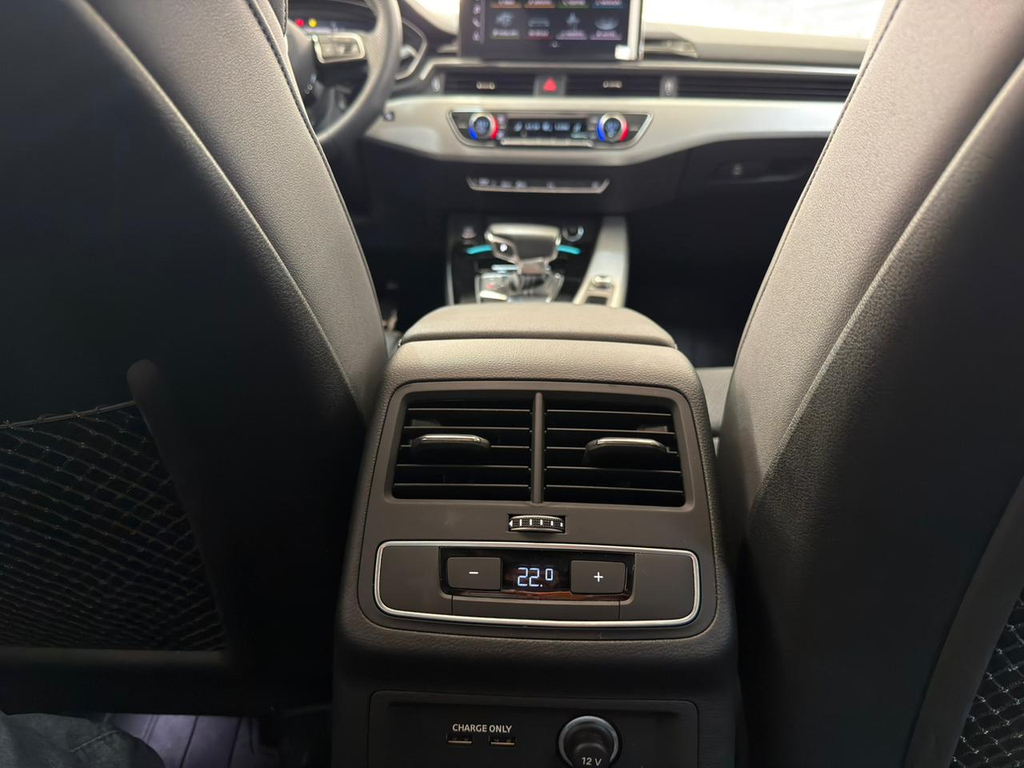 Audi A5 Cinza