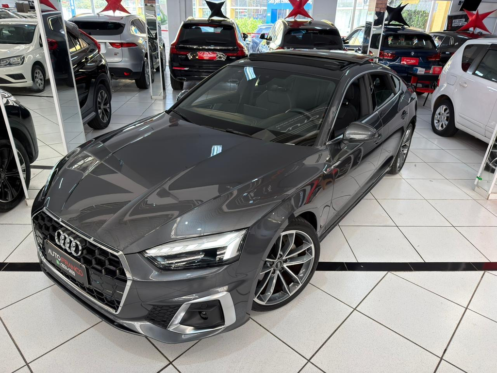 Audi A5 Cinza