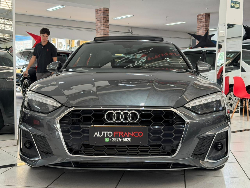 Audi A5 Cinza
