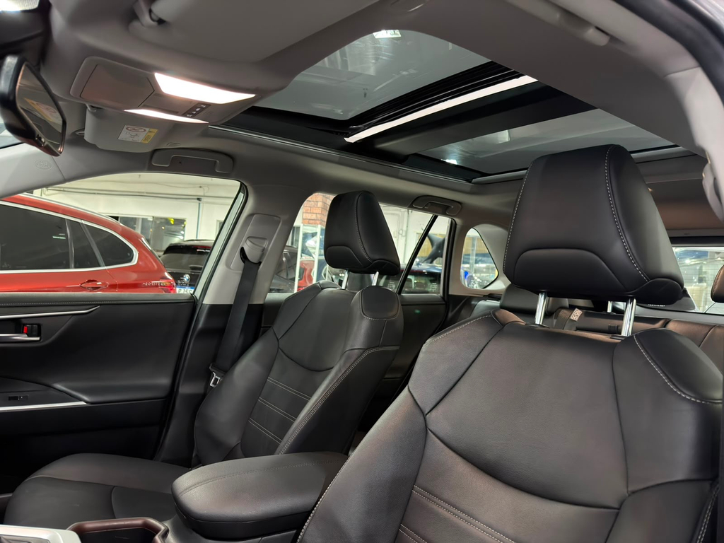 Toyota RAV4 Prata