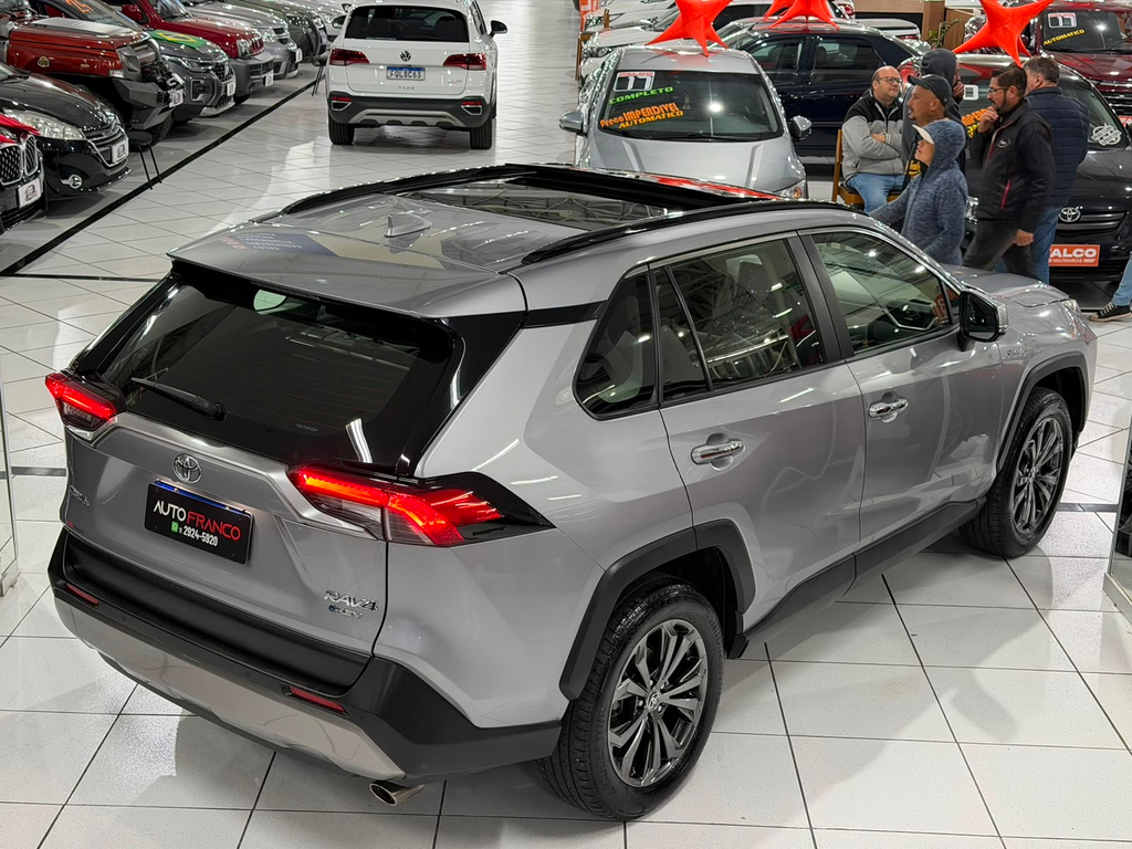 Toyota RAV4 Prata