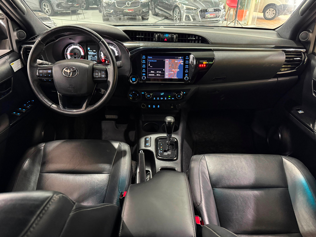 Toyota Hilux Cabine Dupla Preto