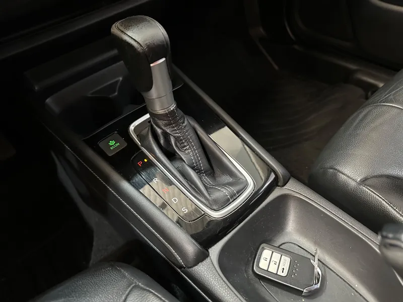 Honda City Prata
