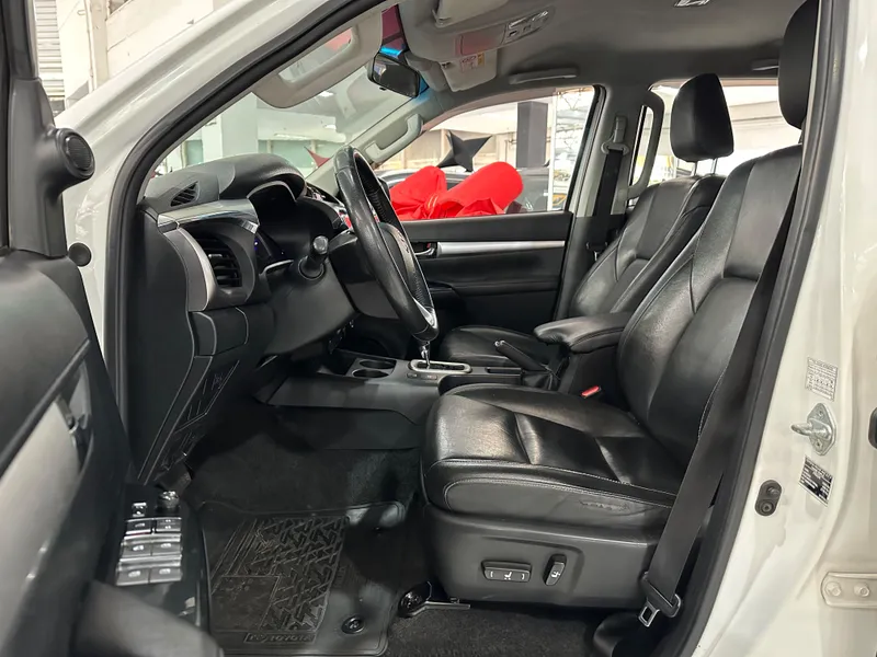 Toyota Hilux Cabine Dupla Branco