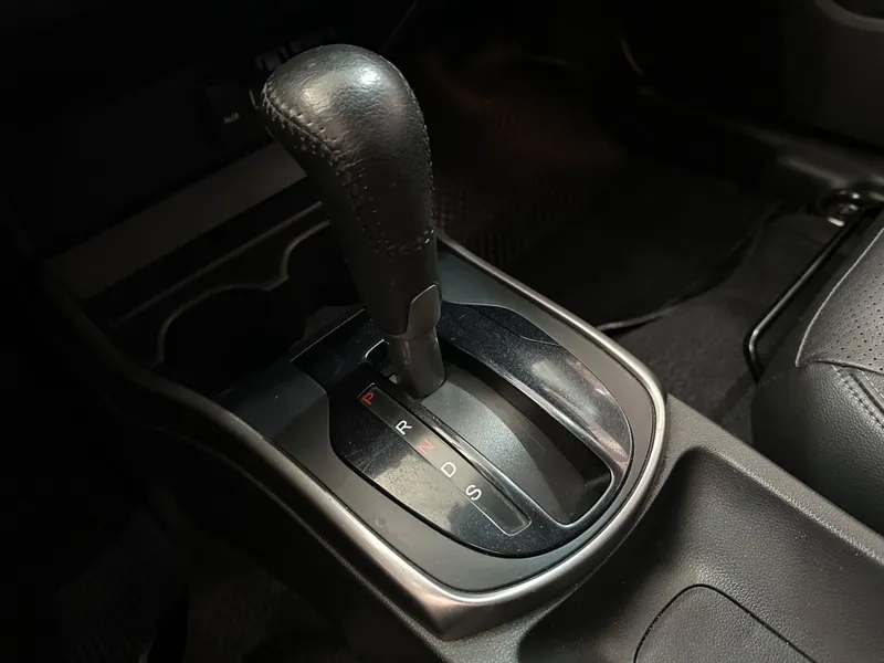 Honda City Prata
