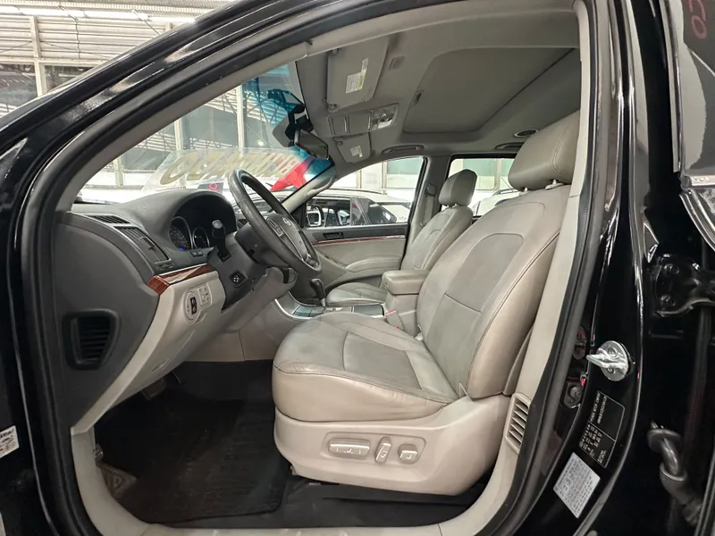 Hyundai Veracruz Preto
