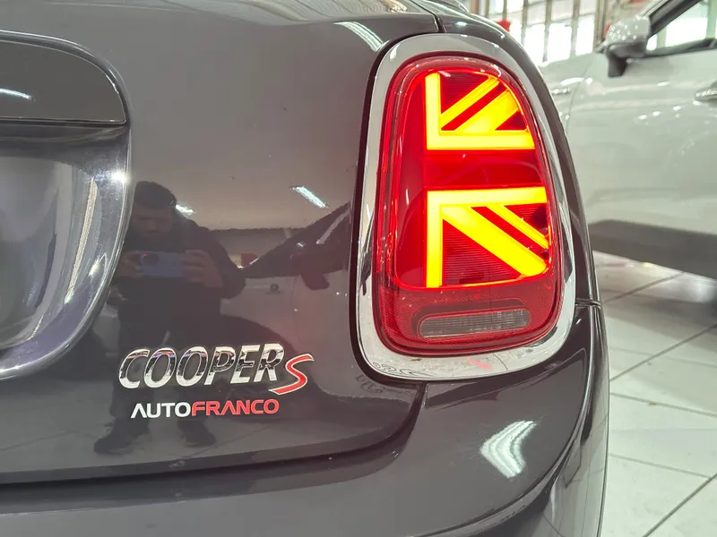 Mini Cooper Cinza