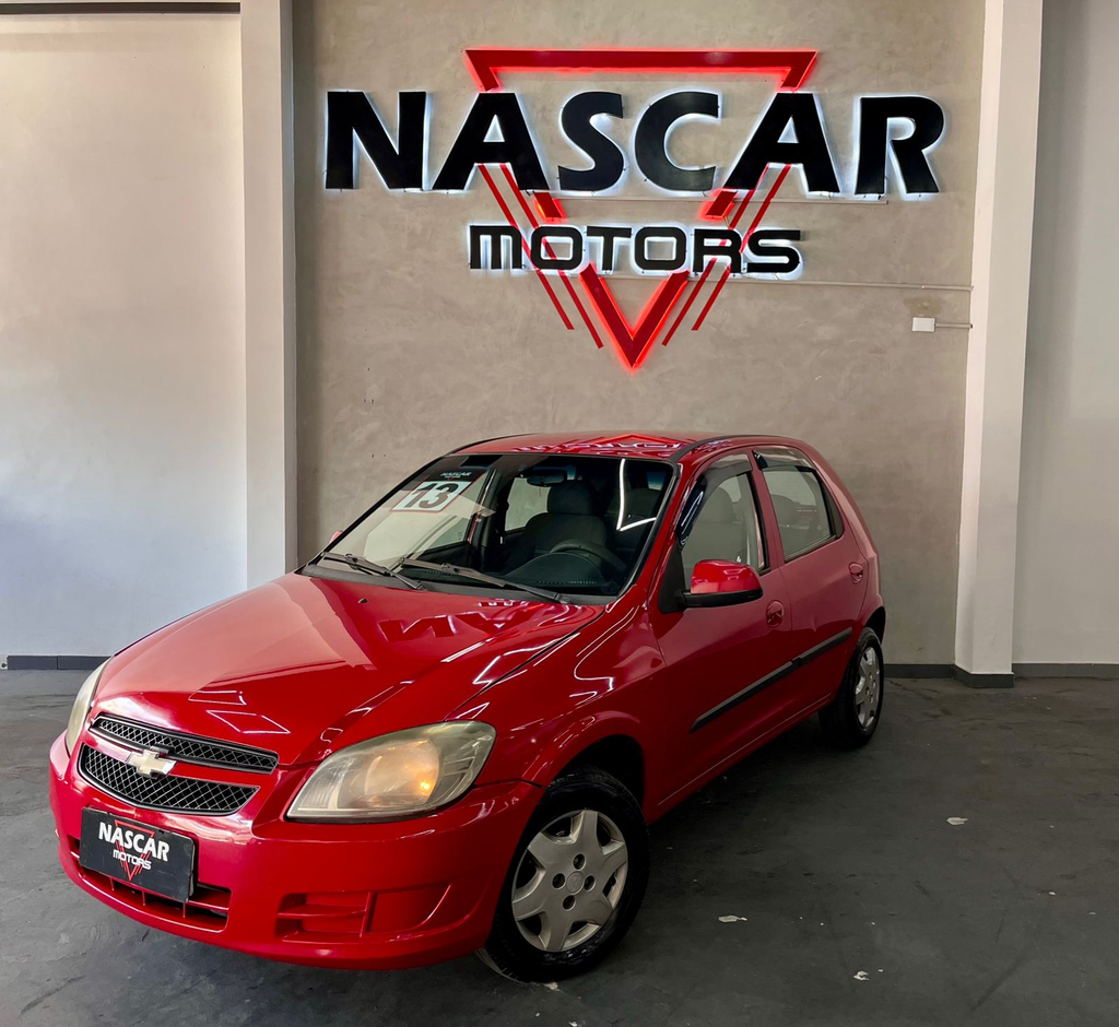 Chevrolet Celta Vermelho