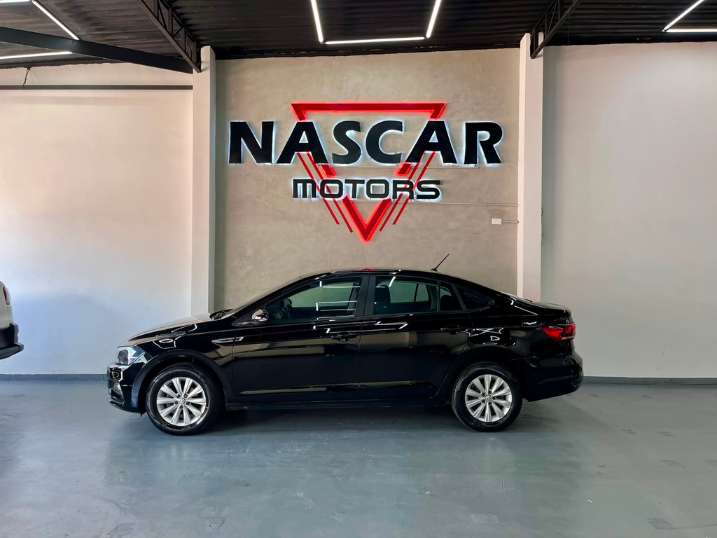 Volkswagen Virtus Preto