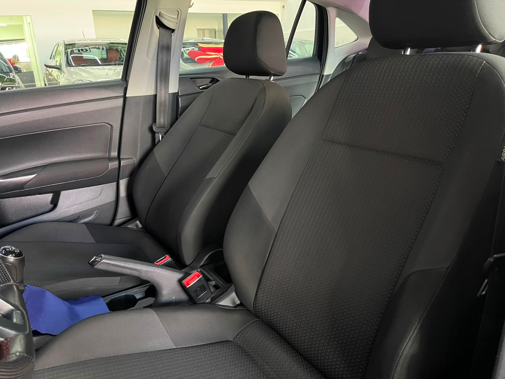 Volkswagen Virtus Preto