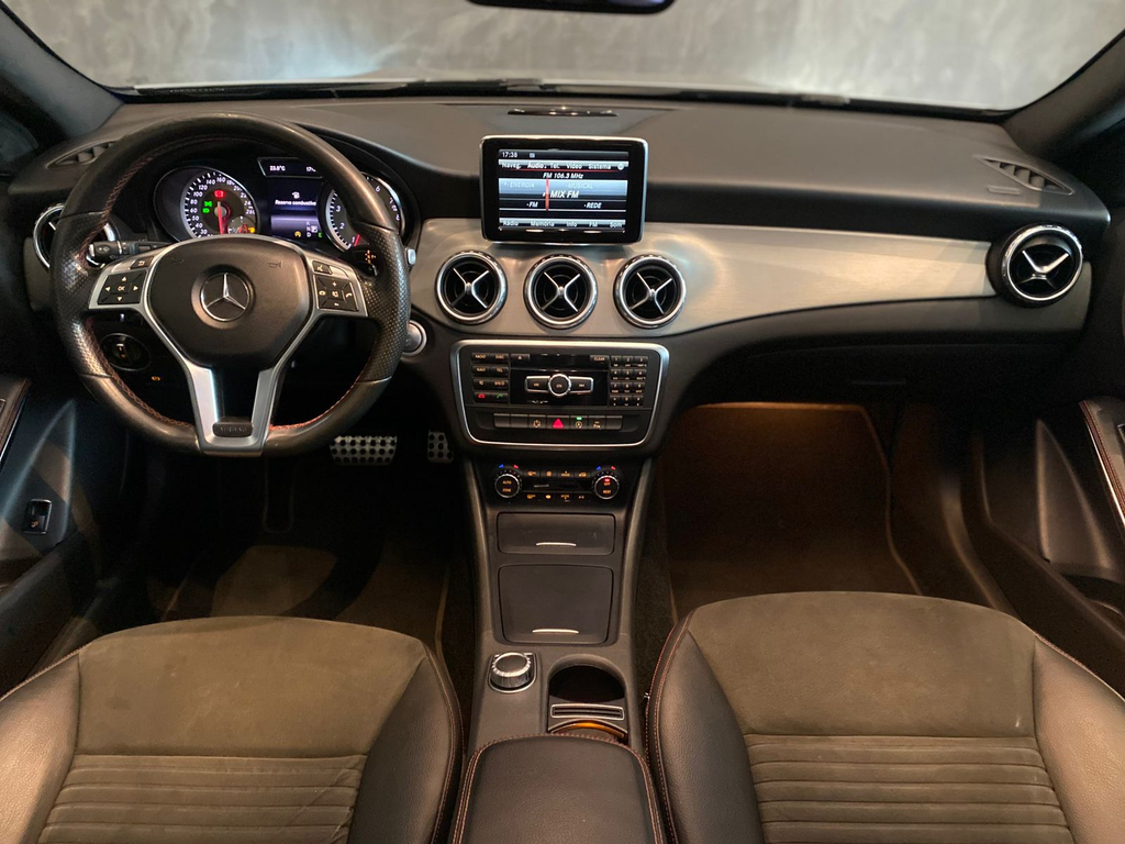 Mercedes Benz GLA-250 Prata