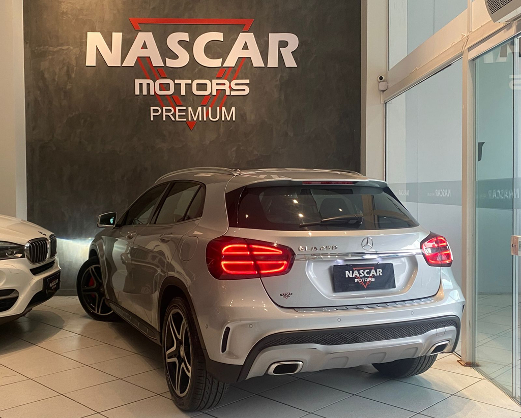 Mercedes Benz GLA-250 Prata