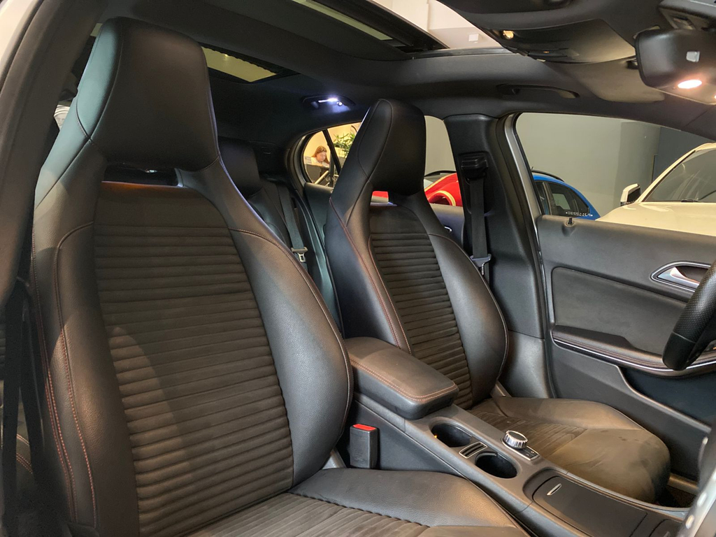 Mercedes Benz GLA-250 Prata