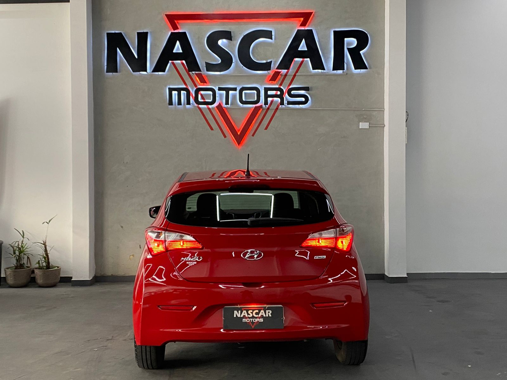 Hyundai HB20 Vermelho