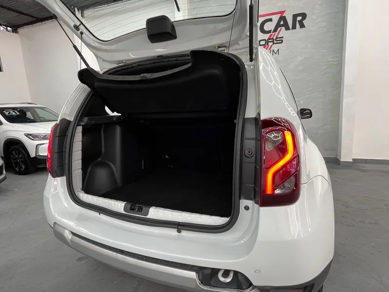 Renault Duster Branco