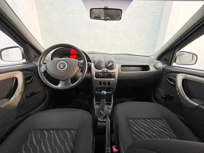 Renault Logan Azul
